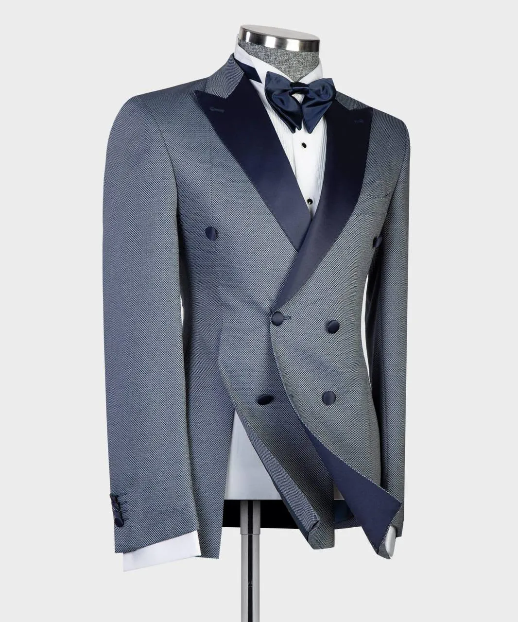 Harold Stylish Grey Double-Breasted Peaked Lapel Men’s Suit