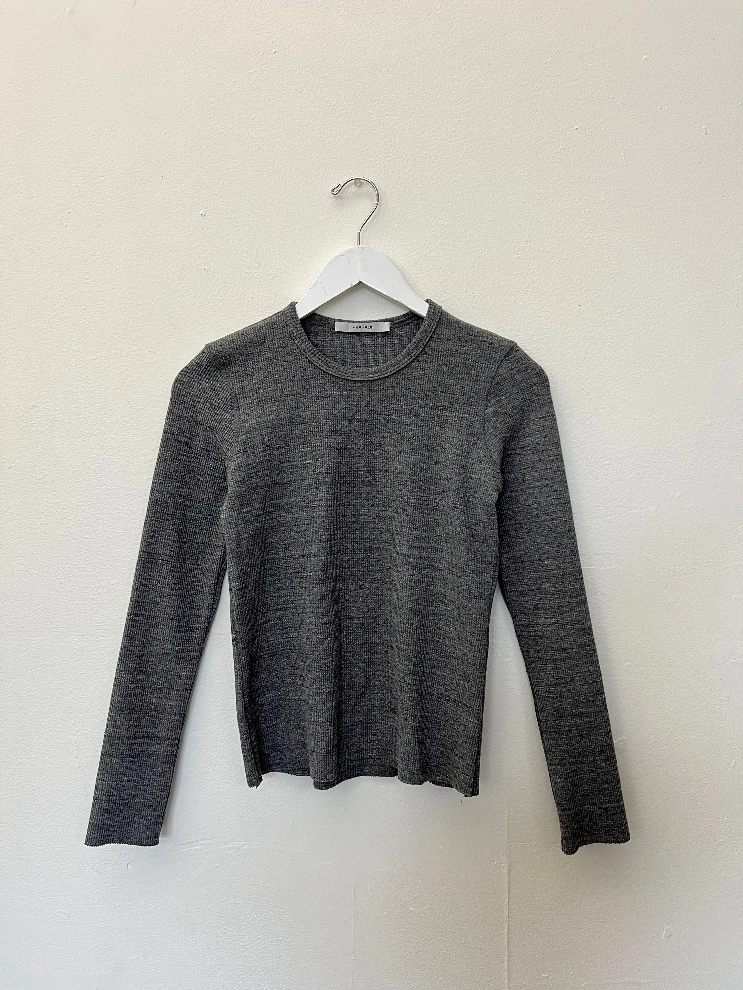 Jimmy Long-Sleeve Tee in Lightweight Thermal - Dark Heather Grey