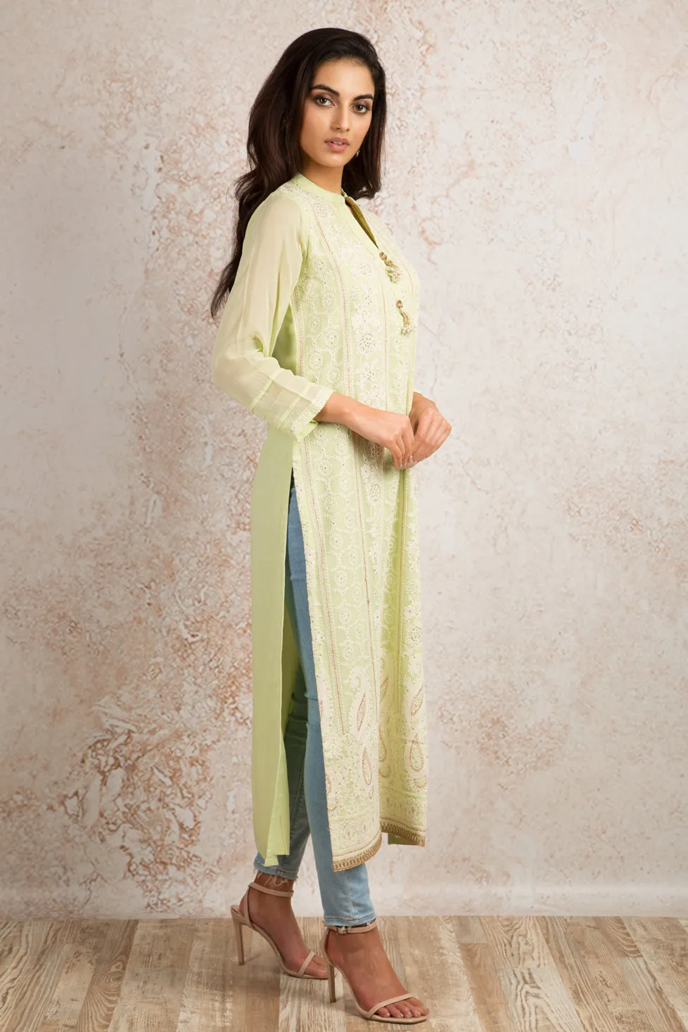 Reshamwork kurti U8_1043