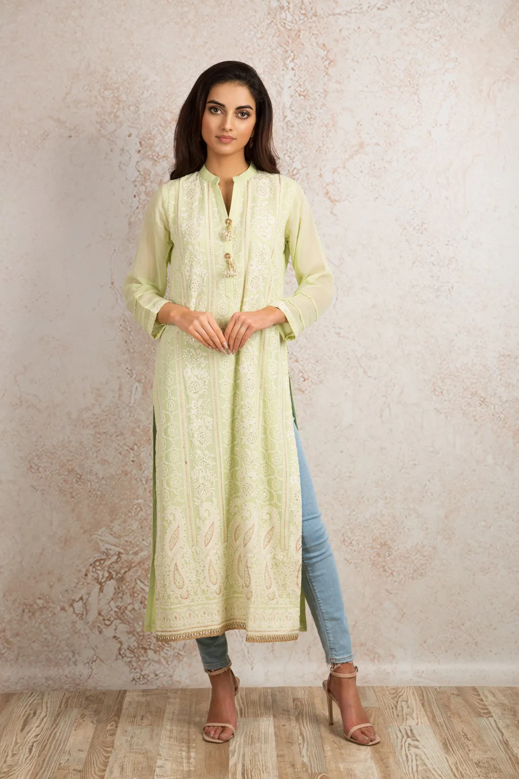 Reshamwork kurti U8_1043