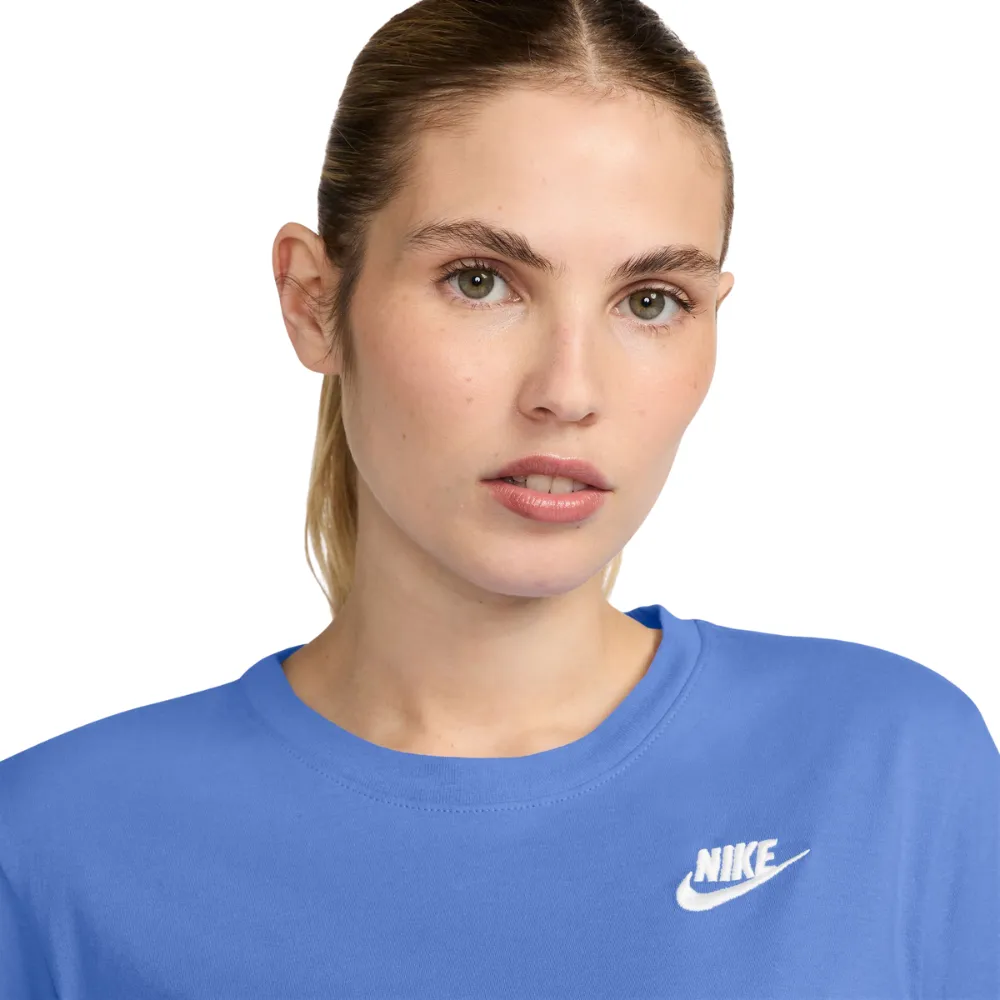 Women's Nike NSW Club Essentials T-Shirt