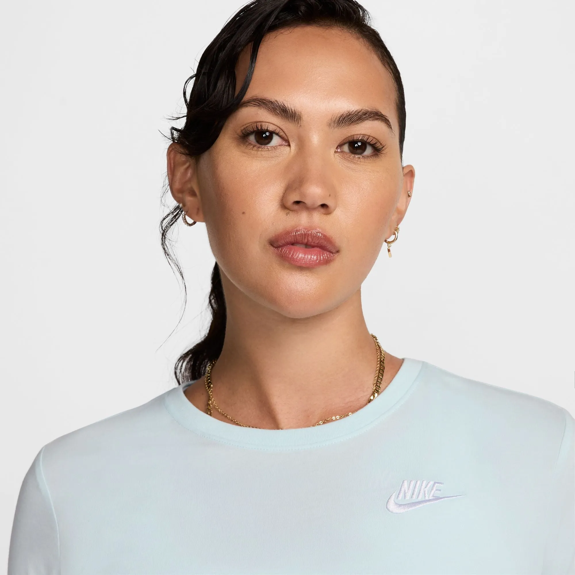 Women's Nike NSW Club Essentials T-Shirt